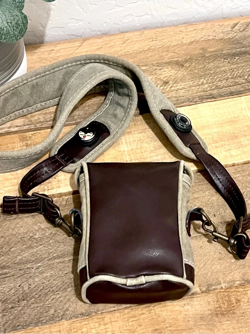 Eddie Bauer Canvas Leather Small Crossbody Camera Bag Compass/Temperature Gauges